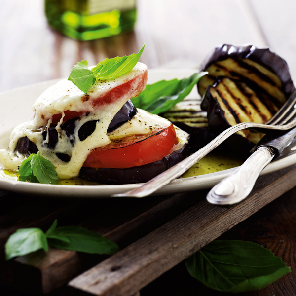 Hurtige auberginer med mozzarella_600x600px