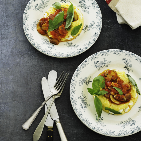 Polenta med svampesauce og mozzarella_600x600px